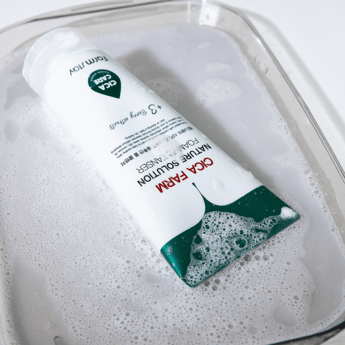 Farmstay Cica Farm Nature Solution Foam Cleanser [180ml] | La Cosmetique