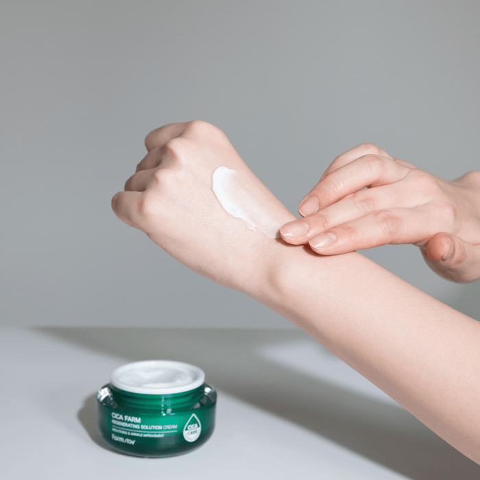 Farmstay Cica Farm Regenerating Solution Cream [50ml] | La Cosmetique