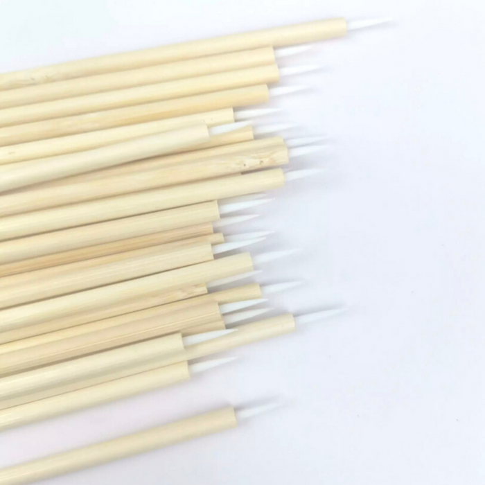 ECO FRIENDLY BAMBOO FINE BROW/EYELINER BRUSH