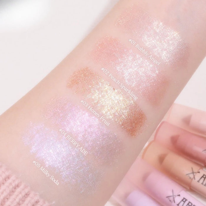 Too Cool For School Eye Glitz | La Cosmetique
