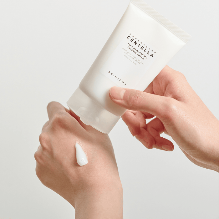 SKIN1004 Madagascar Centella Tone Brightening Capsule Cream 75ml | La Cosmetique