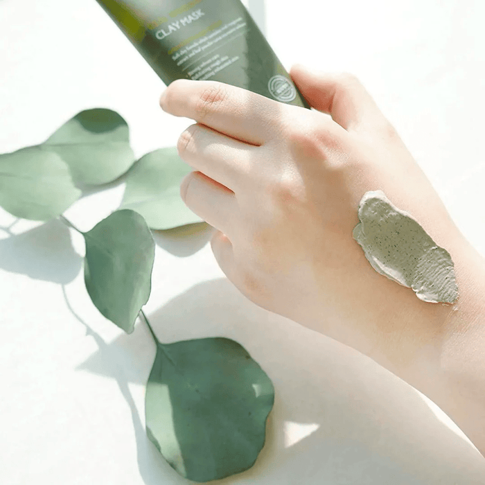 Isntree Mugwort Calming Clay Mask 100 mL | La Cosmetique