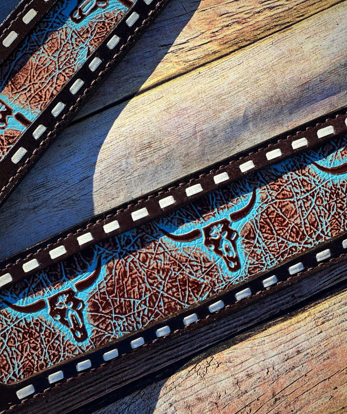 Weathered Steer Tack Set
